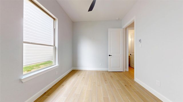 1721 Valley View Drive, La Porte, TX 77571