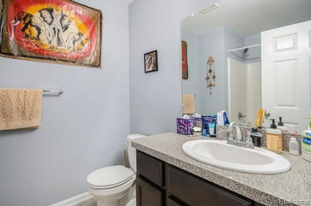 1035 E Summerfield Glen Circle, Ann Arbor, MI 48103