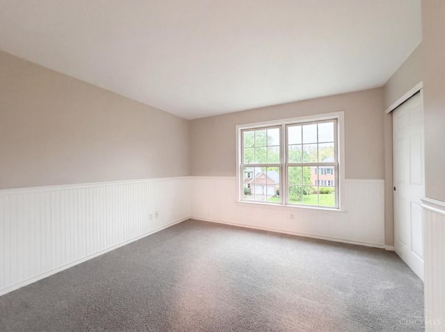 12173 Village Woods Drive, Sharonville, OH 45241