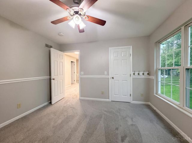 12173 Village Woods Drive, Sharonville, OH 45241