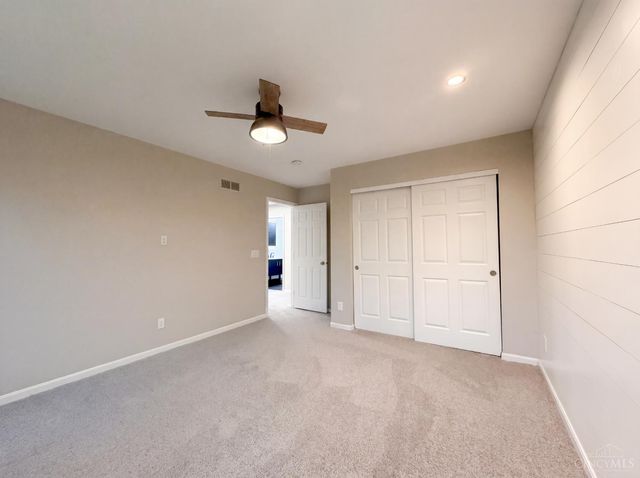 12173 Village Woods Drive, Sharonville, OH 45241