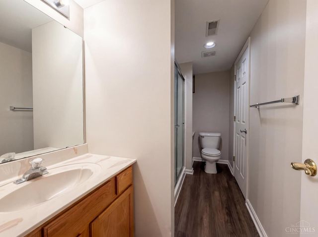 12173 Village Woods Drive, Sharonville, OH 45241