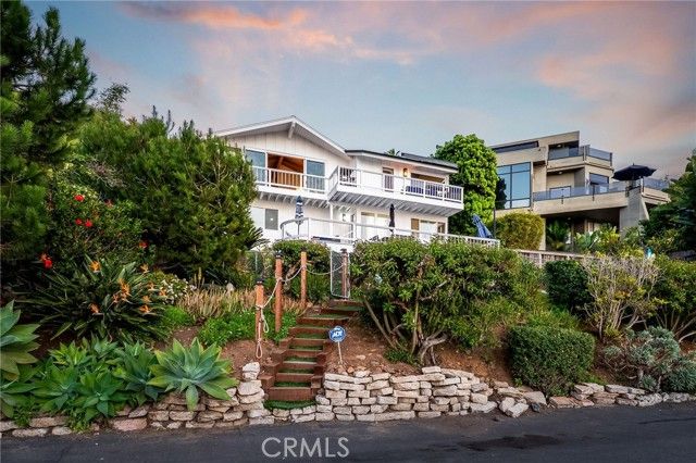 31331 Holly Drive, Laguna Beach, CA 92651