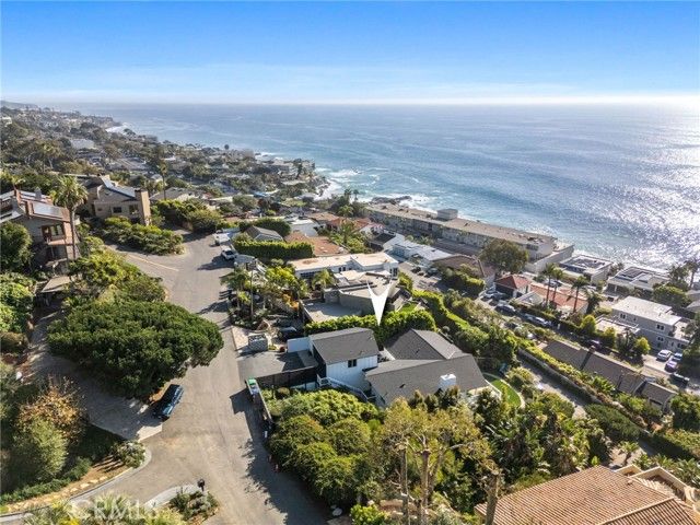 31331 Holly Drive, Laguna Beach, CA 92651