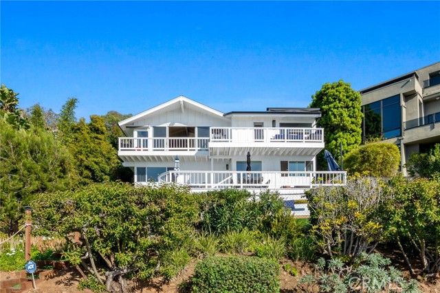31331 Holly Drive, Laguna Beach, CA 92651