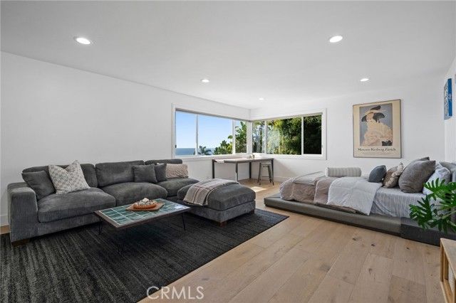 31331 Holly Drive, Laguna Beach, CA 92651
