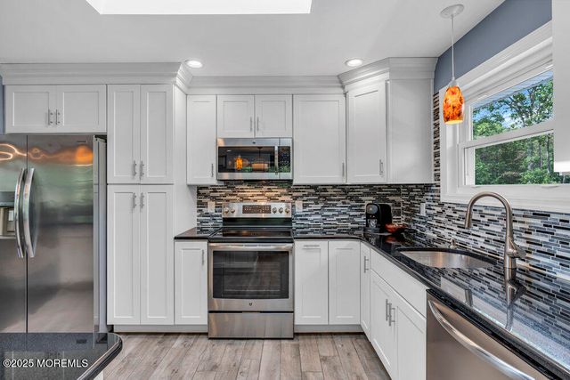 118 Megill Road, Farmingdale, NJ 07727