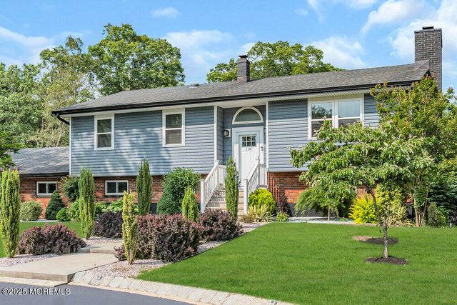 118 Megill Road, Farmingdale, NJ 07727