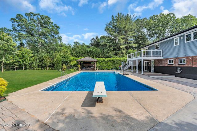 118 Megill Road, Farmingdale, NJ 07727