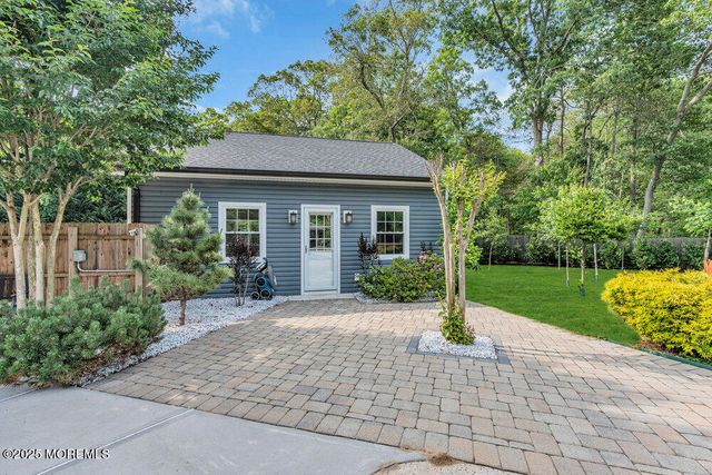 118 Megill Road, Farmingdale, NJ 07727