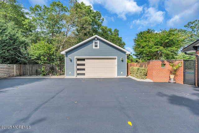 118 Megill Road, Farmingdale, NJ 07727