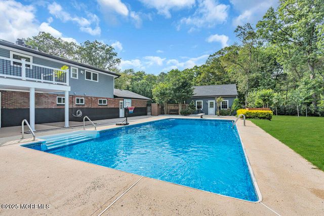118 Megill Road, Farmingdale, NJ 07727