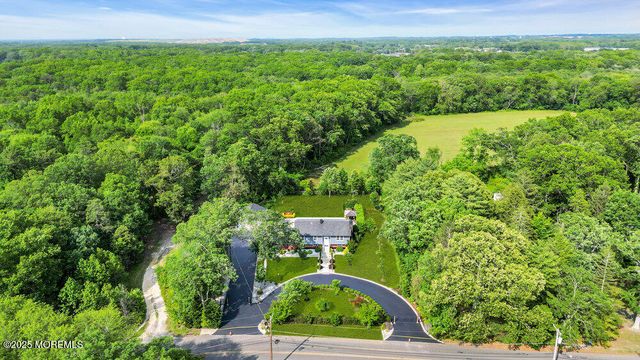 118 Megill Road, Farmingdale, NJ 07727