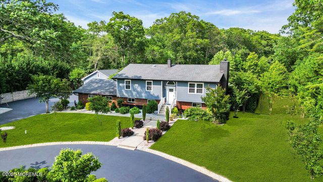 118 Megill Road, Farmingdale, NJ 07727