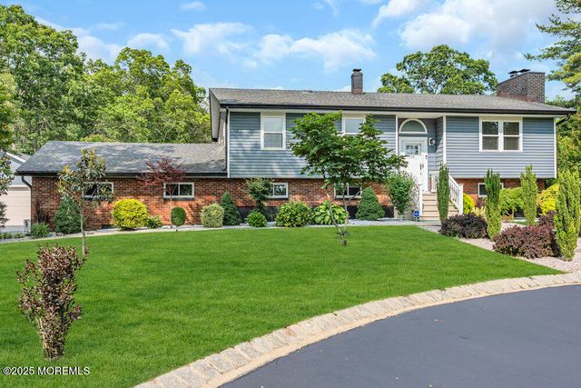 118 Megill Road, Farmingdale, NJ 07727