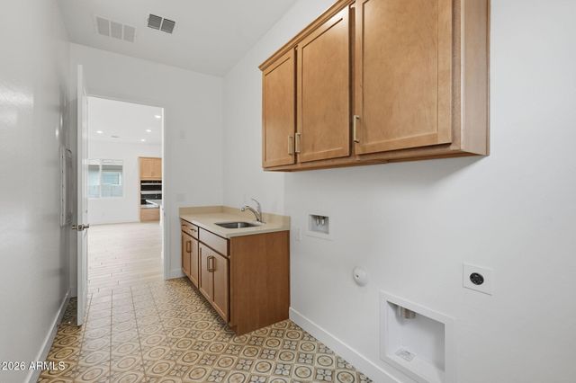 21464 W MEADOWBROOK Avenue, Buckeye, AZ 85396