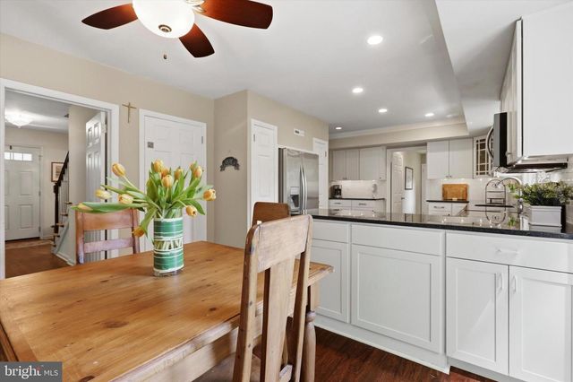 1089 BROADVIEW RD, Wayne, PA 19087