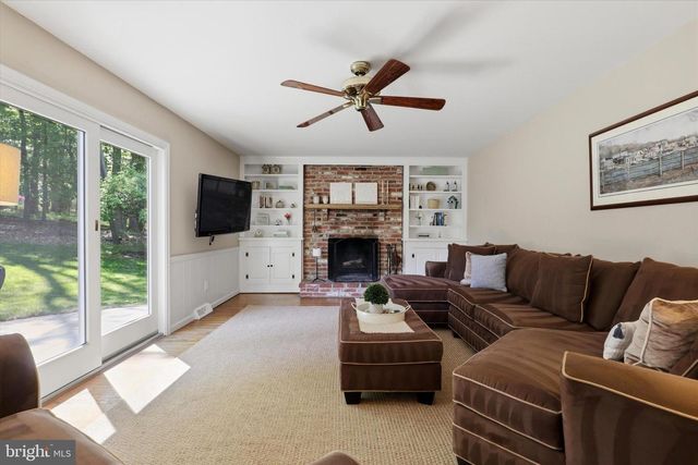 1089 BROADVIEW RD, Wayne, PA 19087