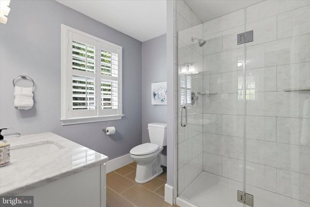 1089 BROADVIEW RD, Wayne, PA 19087