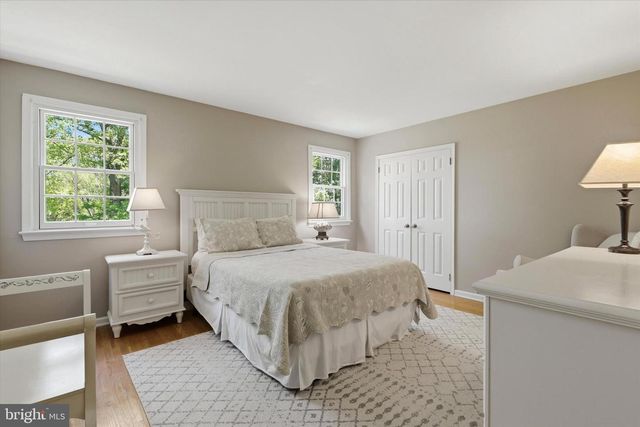 1089 BROADVIEW RD, Wayne, PA 19087