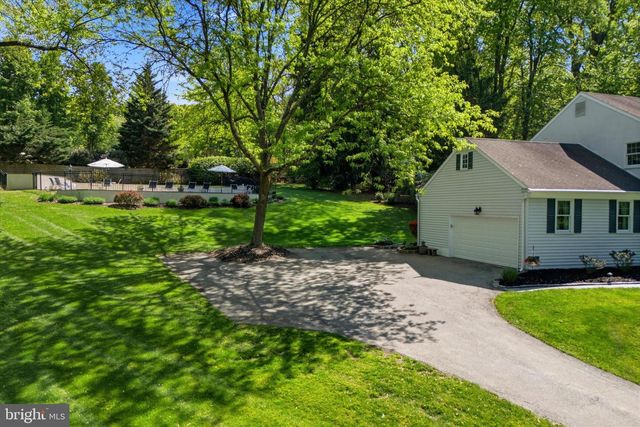 1089 BROADVIEW RD, Wayne, PA 19087
