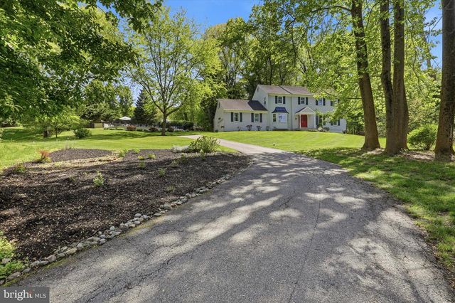 1089 BROADVIEW RD, Wayne, PA 19087