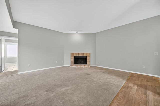9809 Richmond Avenue F1, Houston, TX 77042