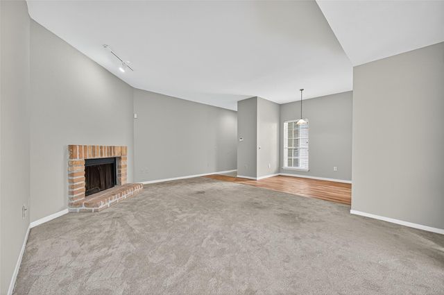 9809 Richmond Avenue F1, Houston, TX 77042