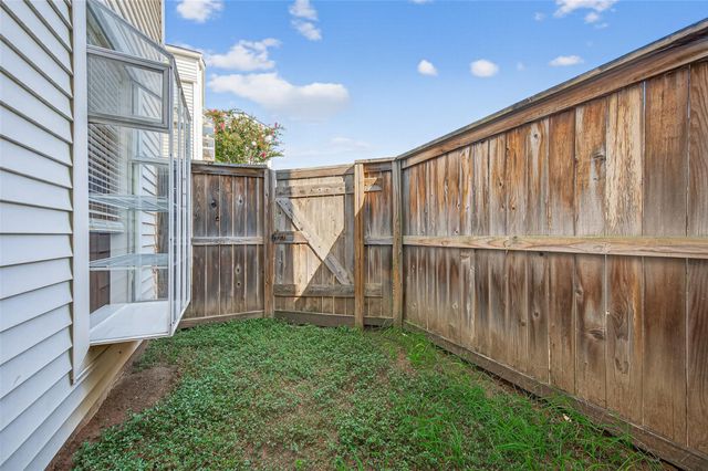 9809 Richmond Avenue F1, Houston, TX 77042