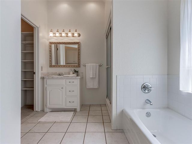 4825 Montclair Drive, Del City, OK 73115