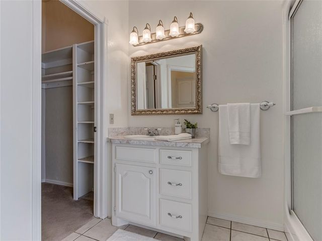 4825 Montclair Drive, Del City, OK 73115