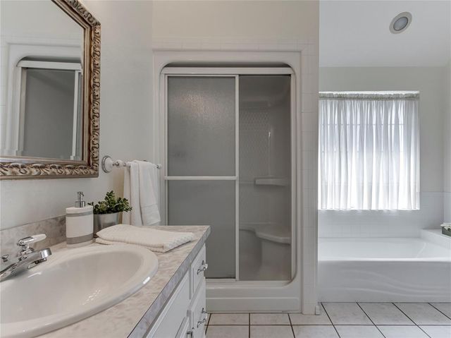 4825 Montclair Drive, Del City, OK 73115