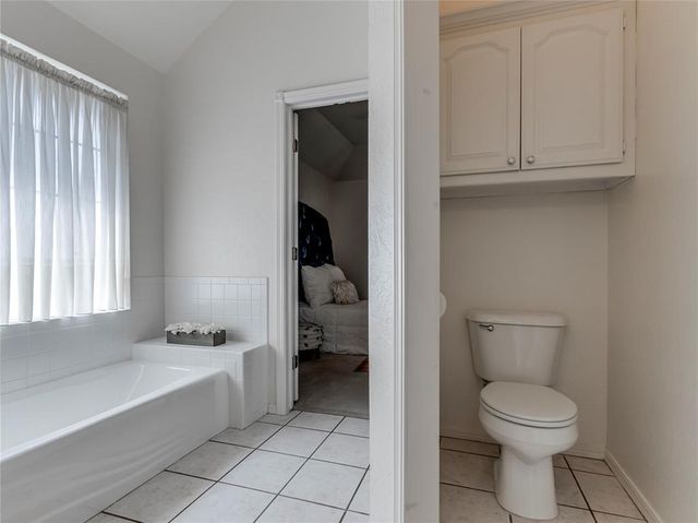 4825 Montclair Drive, Del City, OK 73115