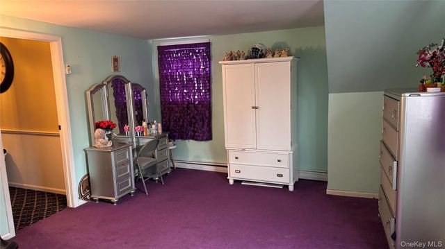 71 Home Street, Malverne, NY 11565