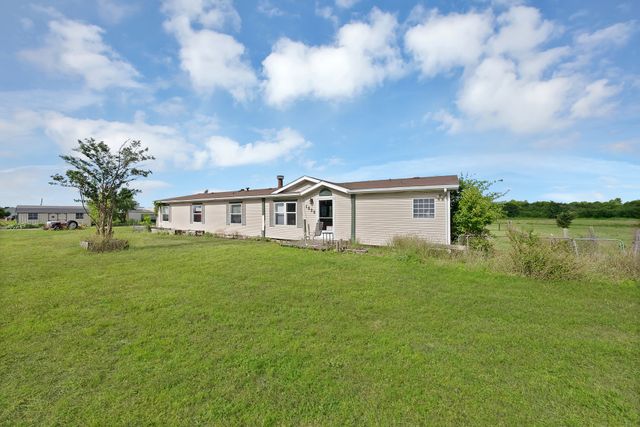 1528 County Road 697, Farmersville, TX 75442