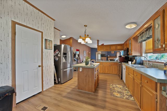 1528 County Road 697, Farmersville, TX 75442