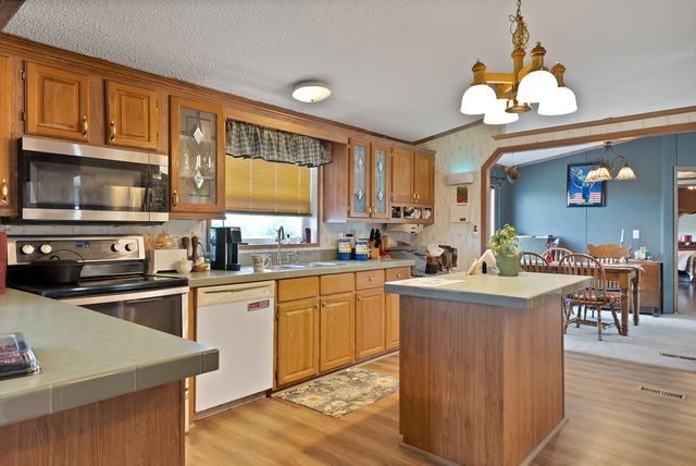 1528 County Road 697, Farmersville, TX 75442