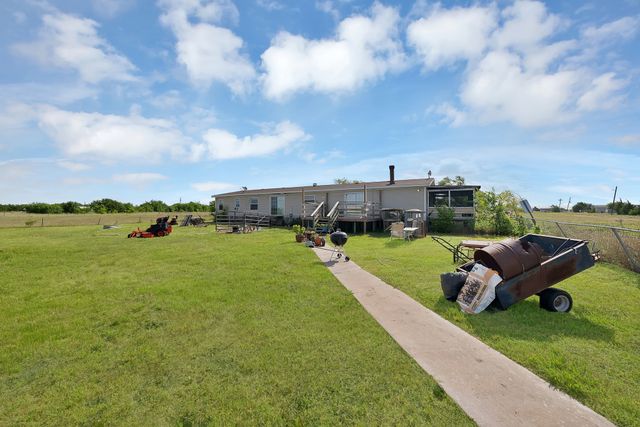 1528 County Road 697, Farmersville, TX 75442