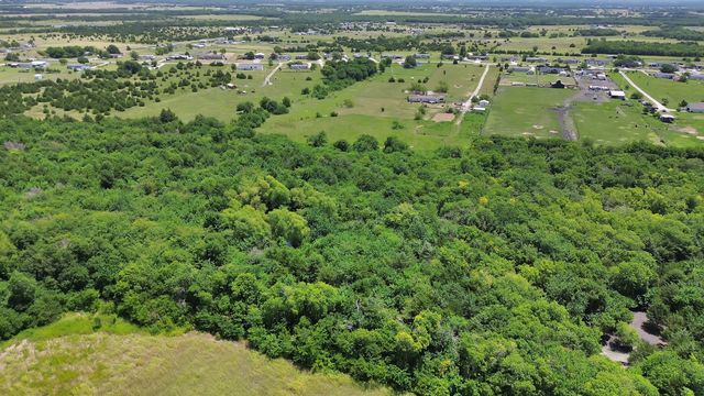 1528 County Road 697, Farmersville, TX 75442