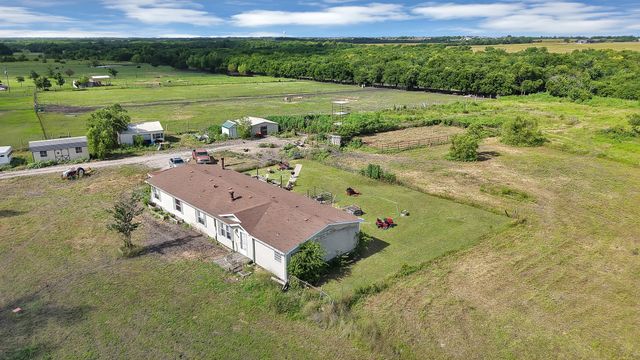 1528 County Road 697, Farmersville, TX 75442
