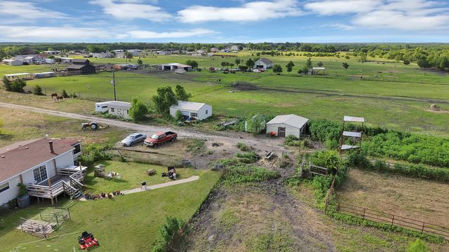 1528 County Road 697, Farmersville, TX 75442