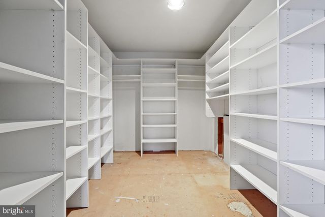 409 OAK CT, Baltimore, MD 21228