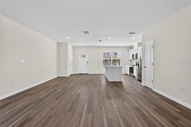 16587 BARBOURS CREEK WAY, Winter Garden, FL 34787