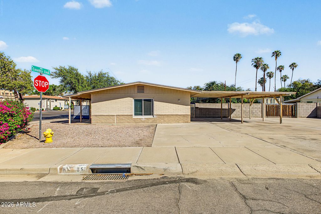 851 N COUNTRY CLUB Drive, Mesa, AZ 85201 — photo 2