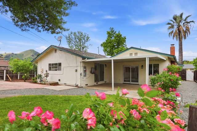 190 Spring Avenue, Morgan Hill, CA 95037