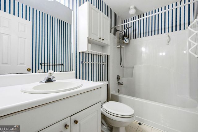 808 Chestnut Hill Road SW, Marietta, GA 30064