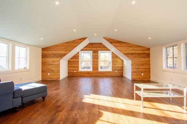 48 Konig Road, Ghent, NY 12075