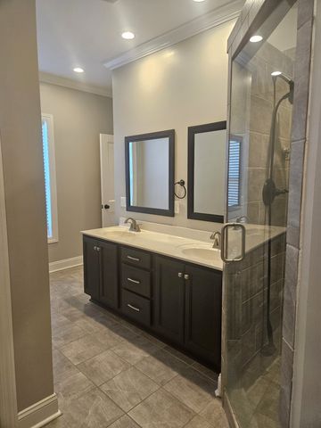 215 Smotherman Ave, Carthage, TN 37030