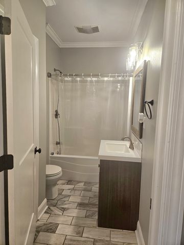 215 Smotherman Ave, Carthage, TN 37030