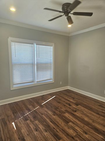 215 Smotherman Ave, Carthage, TN 37030